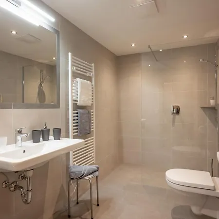 Platzer Apartment